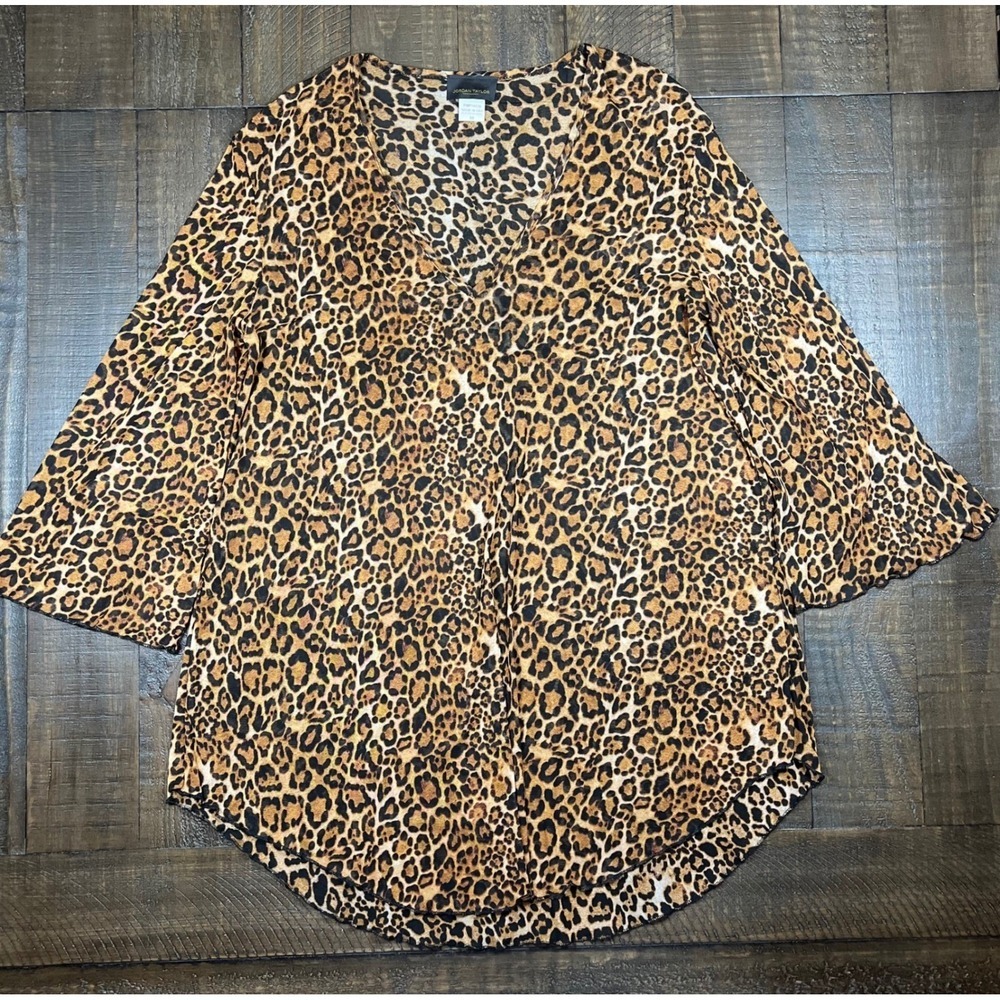 Jordan Taylor Leopard Print Blouse/Bathing Suit Cover-up VNeck 3/4 Sleeve Size M